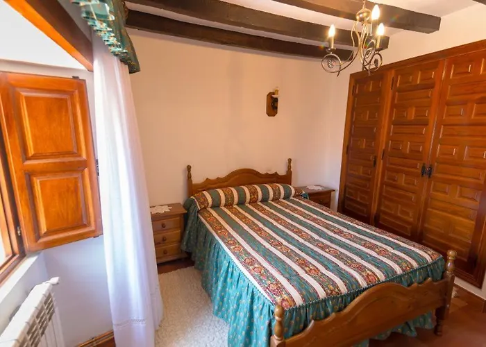 Calderon I Ferienhaus Branosera